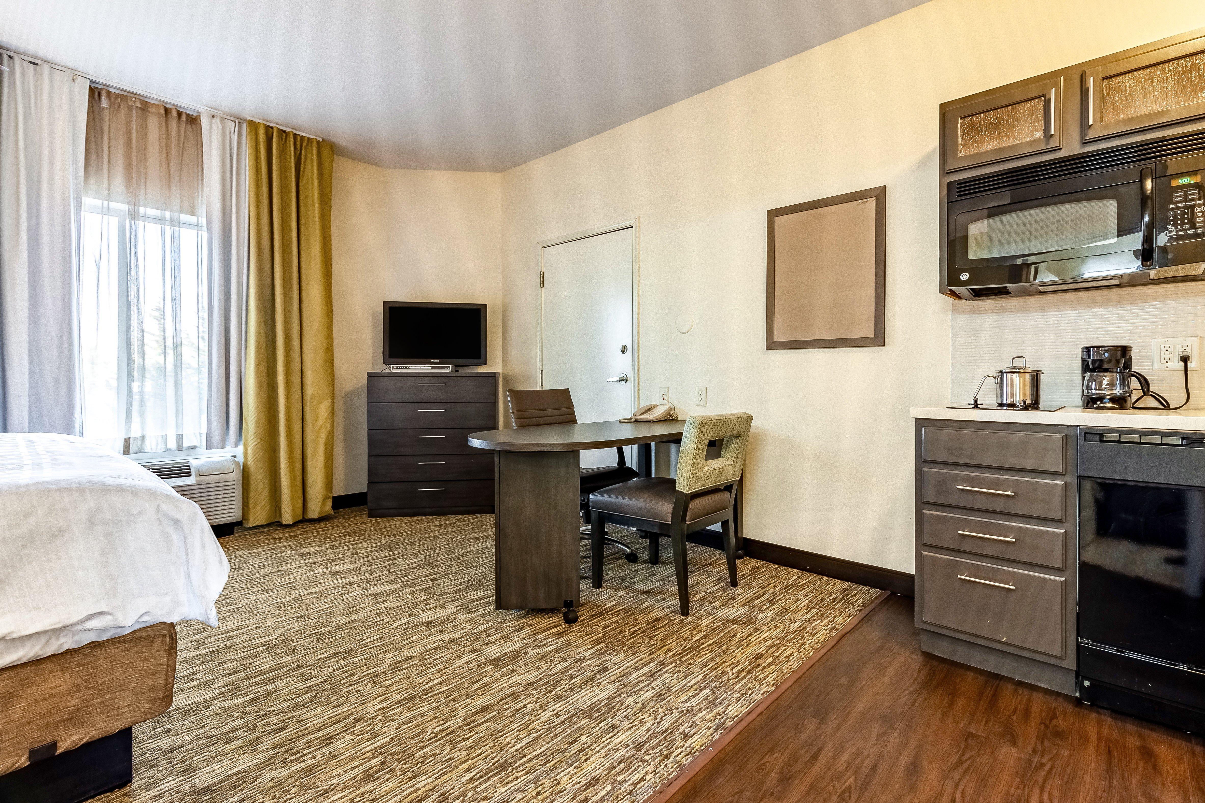 แคนเดิ้ลวูด สวีท ลินคอล์น Hotel ภายนอก รูปภาพ